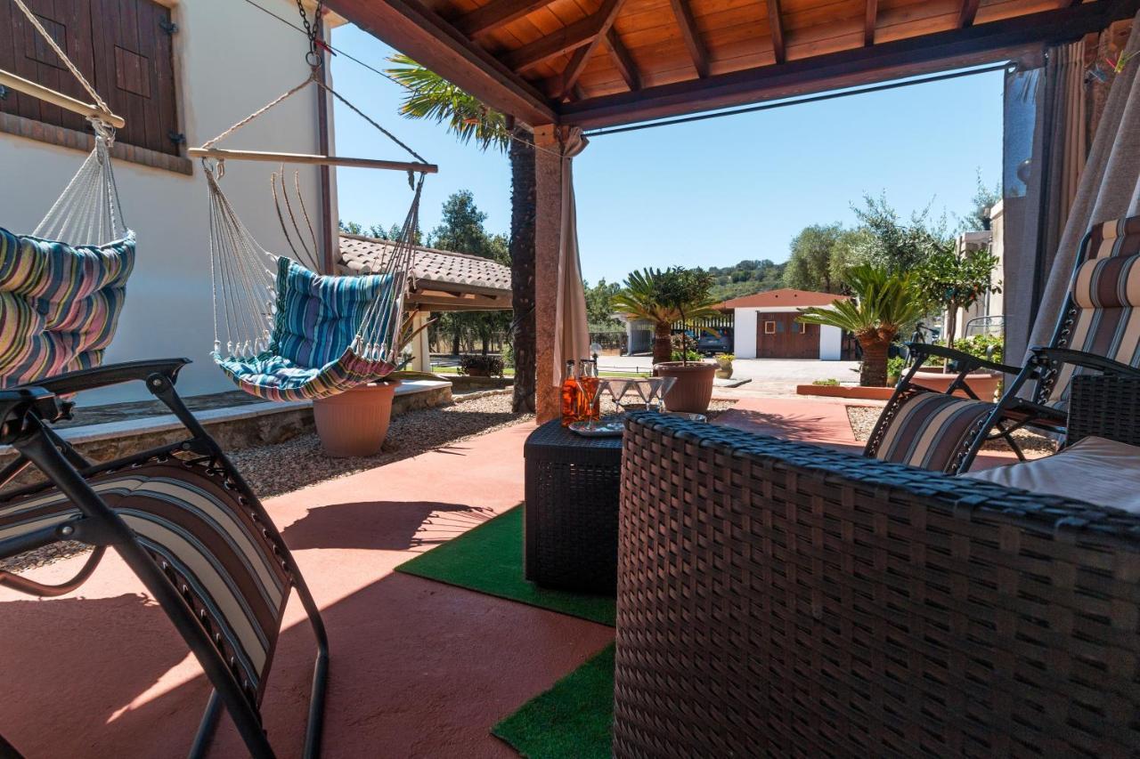 Vacanze A Villa Orosei Exteriör bild