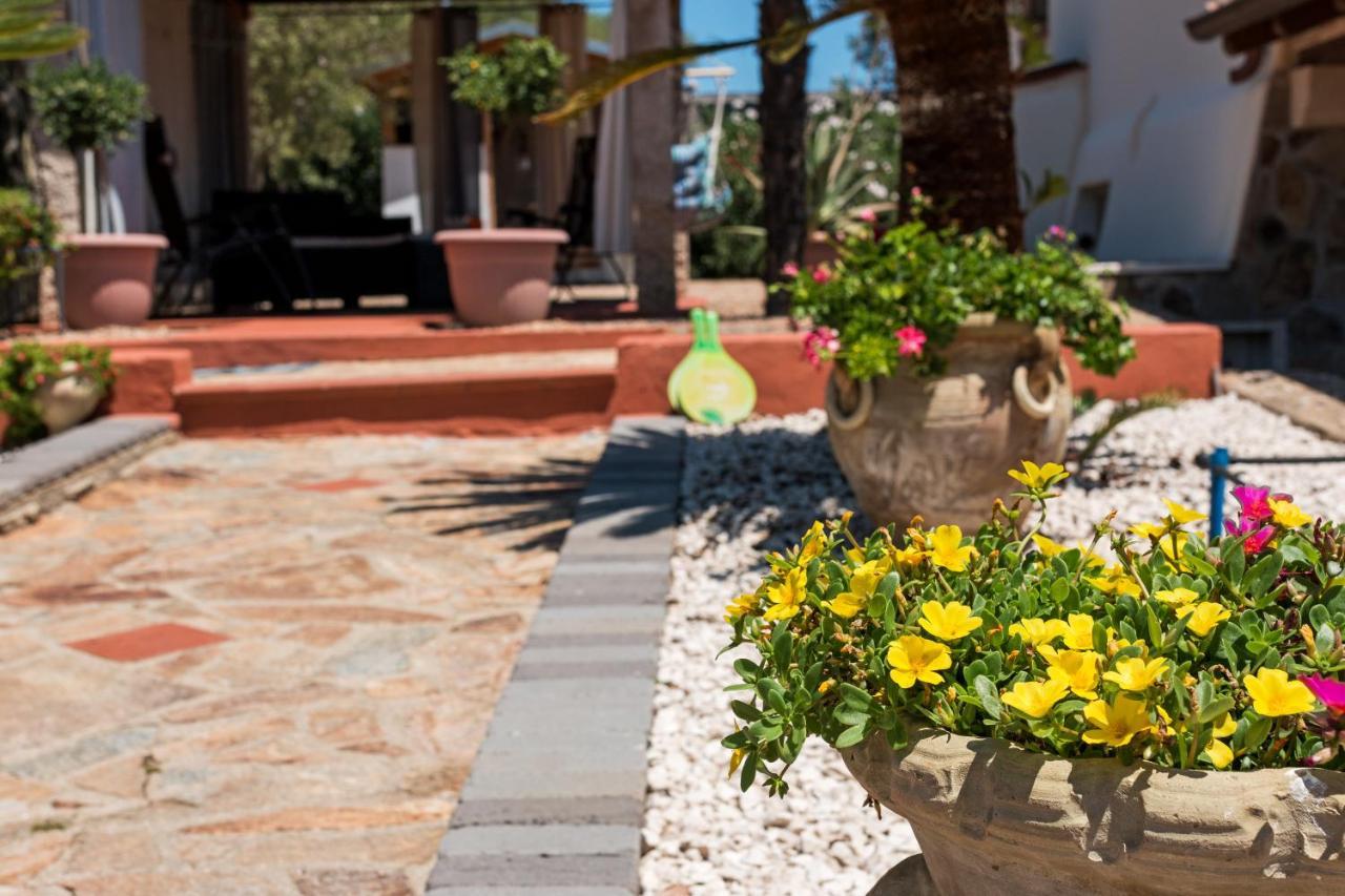 Vacanze A Villa Orosei Exteriör bild