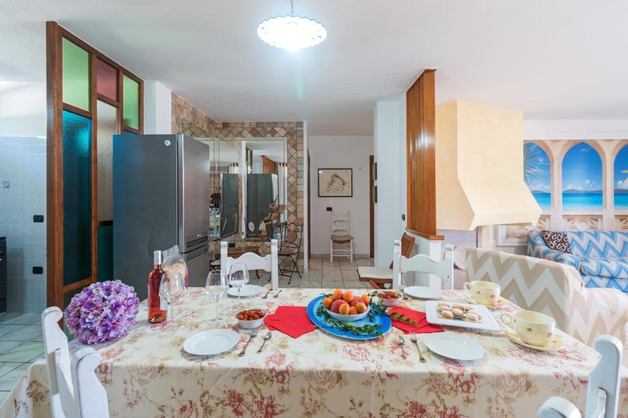 Vacanze A Villa Orosei Exteriör bild